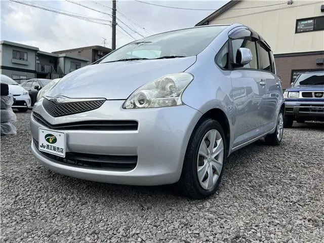 2009 Toyota Ractis G - photo 1 2009 Toyota Ractis G Silver Van for sale, Japanese used car export - photo 1 of 24 | GULJI TRADERS