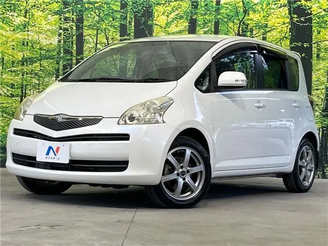 2010 Toyota Ractis X L Package - photo 1 2010 Toyota Ractis X L Package Pearl Van for sale, Japanese used car export - photo 1 of 30 | GULJI TRADERS