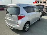 2011 Toyota Ractis G Sloper 5 Nin Nori Silver Van for sale, Japanese used car export - photo 6 of 12 | GULJI TRADERS