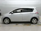 2015 Toyota Ractis X wheelchair Silver Van for sale, Japanese used car export - photo 4 of 12 | GULJI TRADERS