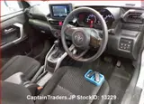 2020 Toyota Raize Silver SUV for sale, Japanese used car export - photo 6 of 9 | GULJI TRADERS