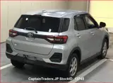 2021 Toyota Raize Silver SUV for sale, Japanese used car export - photo 5 of 25 | GULJI TRADERS