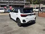 2026 Toyota Raize Hybrid Z Pearl SUV for sale, Japanese used car export - photo 2 of 17 | GULJI TRADERS