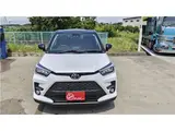 2026 Toyota Raize Z 4WD Black Roof 9-inch Display Audio Pearl SUV for sale, Japanese used car export - photo 2 of 35 | GULJI TRADERS