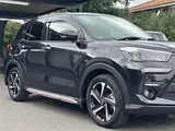 2026 Toyota Raize 1.2 Z Hybrid ★★★ Black SUV for sale, Japanese used car export - photo 27 of 30 | GULJI TRADERS