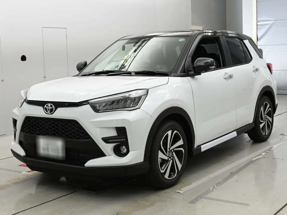 2026 Toyota Raize Z 4WD - photo 1 2026 Toyota Raize Z 4WD Pearl SUV for sale, Japanese used car export - photo 1 of 12 | GULJI TRADERS