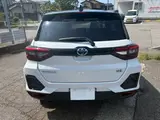 2026 Toyota Raize Hybrid Z Pearl SUV for sale, Japanese used car export - photo 2 of 14 | GULJI TRADERS