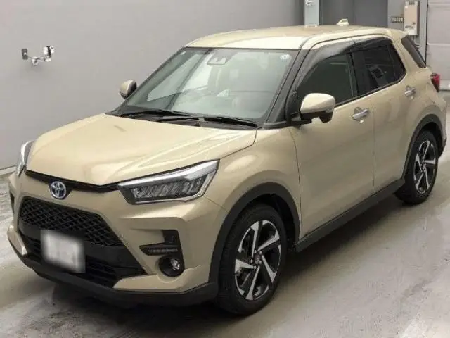 2026 Toyota Raize Z Brown SUV for sale, Japanese used car export | GULJI TRADERS