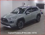 2020 Toyota Rav4 Green SUV for sale, Japanese used car export - photo 4 of 15 | GULJI TRADERS