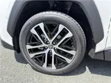 2026 Toyota RAV4 Z ☆ 4WD ☆ Panoramic roof ☆ 20-inch alloy wheels Pearl SUV for sale, Japanese used car export - photo 8 of 33 | GULJI TRADERS