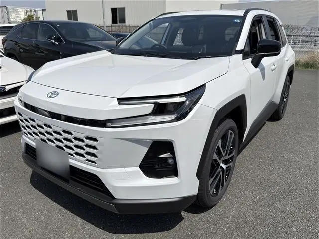 2026 Toyota RAV4 Z 4WD ☆ 20-inch alloy wheels ☆ Panoramic roof ☆ Advanced Drive ☆ Pearl SUV for sale, Japanese used car export - photo 1 of 33 | GULJI TRADERS