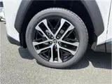 2026 Toyota RAV4 Z 4WD ☆ 20-inch alloy wheels ☆ Panoramic roof ☆ Advanced Drive ☆ Pearl SUV for sale, Japanese used car export - photo 8 of 33 | GULJI TRADERS