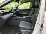 2026 Toyota RAV4 4WD Hybrid Z White SUV for sale, Japanese used car export - photo 5 of 9 | GULJI TRADERS