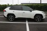 2021 Toyota RAV4 Phv 2.5 BLACK TONE Pearl SUV for sale, Japanese used car export - photo 13 of 30 | GULJI TRADERS
