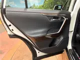 2022 Toyota RAV4 Phv G Z Pearl SUV for sale, Japanese used car export - photo 8 of 30 | GULJI TRADERS