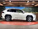 2022 Toyota RAV4 Phv G Z Pearl SUV for sale, Japanese used car export - photo 19 of 30 | GULJI TRADERS