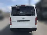 2019 Toyota Regius Ace Van 2.0 DX Long Body (7225) White Van for sale, Japanese used car export - photo 5 of 13 | GULJI TRADERS