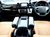 2019 Toyota Regius Ace Van Long Super GL ● One Owner ● Bed Kit ● Non-Smoking Car ● Genuine Navigation System ● Dashcam Pearl Van for sale, Japanese used car export - photo 3 of 41 | GULJI TRADERS