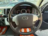 2019 Toyota Regius Ace Van DX 3/6 seater, 5-door Silver Van for sale, Japanese used car export - photo 8 of 30 | GULJI TRADERS