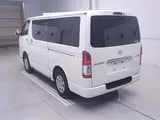 2019 Toyota Regius Ace Van 4WD Super GL Dark Prime 2 Pearl Van for sale, Japanese used car export - photo 2 of 11 | GULJI TRADERS