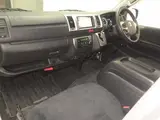 2019 Toyota Regius Ace Van 4WD Super GL Pearl Van for sale, Japanese used car export - photo 4 of 11 | GULJI TRADERS