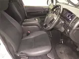 2019 Toyota Regius Ace Van 4WD Super GL Dark Prime 2 Pearl Van for sale, Japanese used car export - photo 5 of 11 | GULJI TRADERS