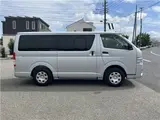 2020 Toyota Regius Ace Van DX GL Package 4WD Cold Weather Specification Silver Van for sale, Japanese used car export - photo 7 of 54 | GULJI TRADERS