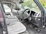 2007 Toyota Regius Van 3000 Super GL Green Color changed Van for sale, Japanese used car export - photo 8 of 9 | GULJI TRADERS