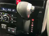 2025 Toyota Roomy Custom G Pearl Van for sale, Japanese used car export - photo 23 of 30 | GULJI TRADERS