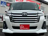 2025 Toyota Roomy 1.0 Custom G 4WD White Van for sale, Japanese used car export - photo 2 of 44 | GULJI TRADERS