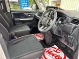 2025 Toyota Roomy 1.0 Custom G 4WD White Van for sale, Japanese used car export - photo 18 of 44 | GULJI TRADERS