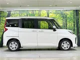 2025 Toyota Roomy G-T Pearl Van for sale, Japanese used car export - photo 18 of 30 | GULJI TRADERS