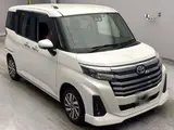2025 Toyota Roomy Custom G Pearl Van for sale, Japanese used car export - photo 3 of 13 | GULJI TRADERS
