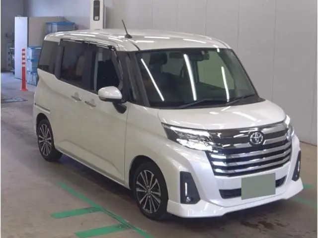 2025 Toyota Roomy Custom G-T - photo 1 2025 Toyota Roomy Custom G-T Pearl Van for sale, Japanese used car export - photo 1 of 9 | GULJI TRADERS