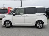 2026 Toyota Roomy Custom G Manufacturer OP (Special Color, Comfort Package) White Van for sale, Japanese used car export - photo 8 of 52 | GULJI TRADERS