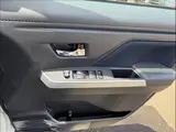 2026 Toyota Roomy Custom G Pearl Van for sale, Japanese used car export - photo 41 of 50 | GULJI TRADERS