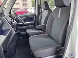 2026 Toyota Roomy Custom G ★Late Model★Two-tone★Panoramic View★9-inch Display Pearl Van for sale, Japanese used car export - photo 17 of 47 | GULJI TRADERS