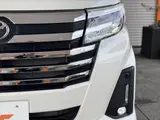 2026 Toyota Roomy Custom G ★Late Model★Two-tone★Panoramic View★9-inch Display Pearl Van for sale, Japanese used car export - photo 39 of 47 | GULJI TRADERS