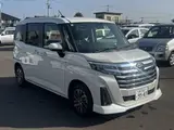 2026 Toyota Roomy 1.0 Custom G Pearl Van for sale, Japanese used car export - photo 5 of 18 | GULJI TRADERS