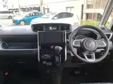 2026 Toyota Roomy Custom G Pearl Van for sale, Japanese used car export - photo 5 of 9 | GULJI TRADERS