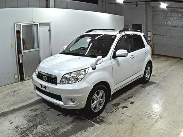2012 Toyota Rush G L Package 4WD Pearl SUV for sale, Japanese used car export - photo 1 of 5 | GULJI TRADERS