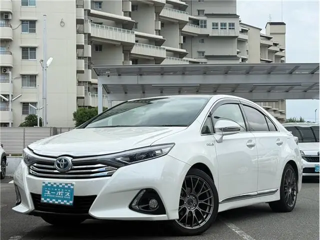 2014 Toyota Sai S C Package ★ Aftermarket Navigation System ★ Full-Seg TV ★ Rear Camera ★ Pearl Sedan for sale, Japanese used car export | GULJI TRADERS