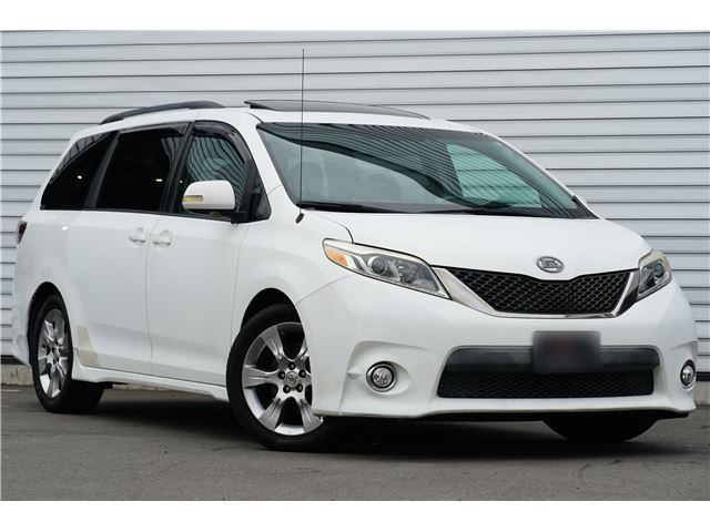 2011 Toyota Sienna 3.5 SE - photo 1 2011 Toyota Sienna 3.5 SE White Van for sale, Japanese used car export - photo 1 of 32 | GULJI TRADERS