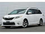 2011 Toyota Sienna 3.5 SE White Van for sale, Japanese used car export - photo 2 of 32 | GULJI TRADERS