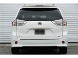 2011 Toyota Sienna 3.5 SE White Van for sale, Japanese used car export - photo 8 of 32 | GULJI TRADERS