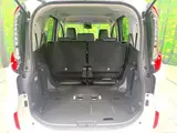 2026 Toyota Sienta Hybrid Z Pearl Van for sale, Japanese used car export - photo 21 of 30 | GULJI TRADERS