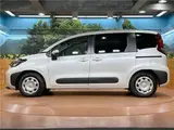 2026 Toyota Sienta Hybrid G Pearl Van for sale, Japanese used car export - photo 14 of 30 | GULJI TRADERS