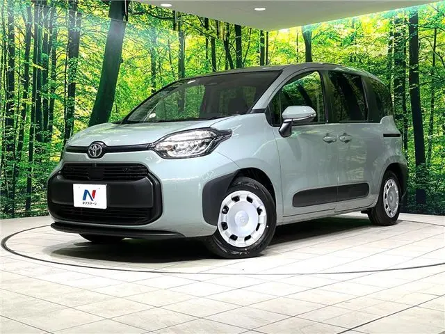 2026 Toyota Sienta Hybrid G - photo 1 2026 Toyota Sienta Hybrid G Other Van for sale, Japanese used car export - photo 1 of 30 | GULJI TRADERS