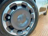 2026 Toyota Sienta Hybrid Z Pearl Van for sale, Japanese used car export - photo 6 of 30 | GULJI TRADERS