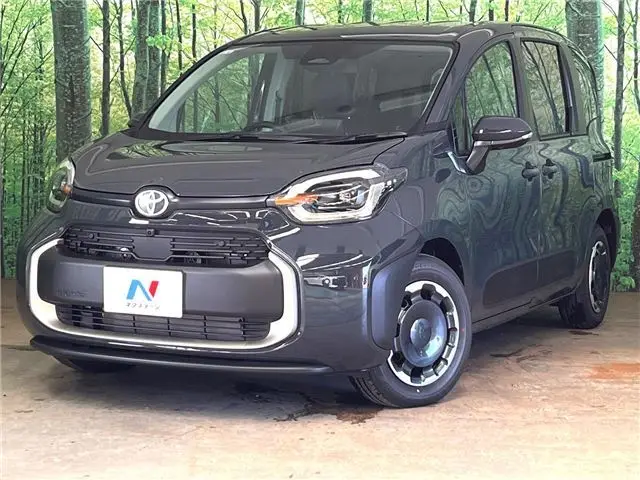 2026 Toyota Sienta Hybrid Z - photo 1 2026 Toyota Sienta Hybrid Z Gray Van for sale, Japanese used car export - photo 1 of 30 | GULJI TRADERS